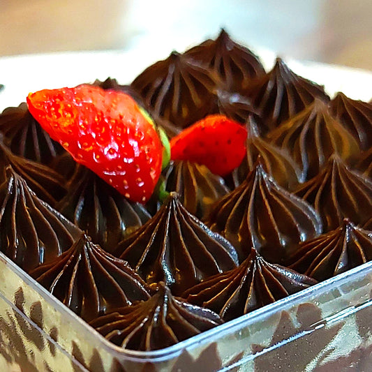 Chocolate Strawberry Dessert Box